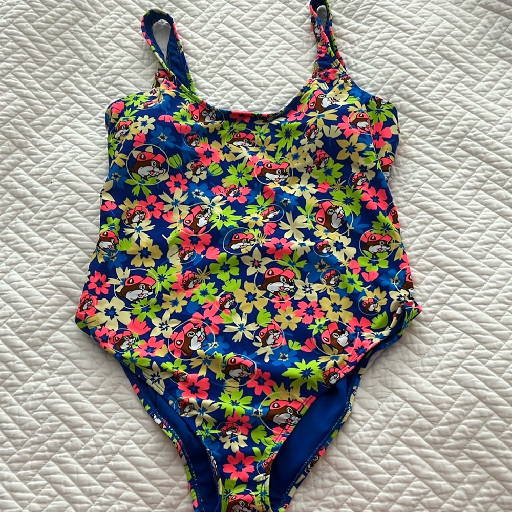 NWT Buc-ees women’s small bathing suit